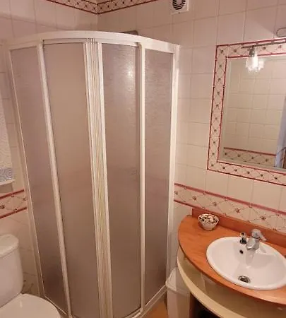 Seaside Gem, 3 Ensuites, & Town Centre Appartement *